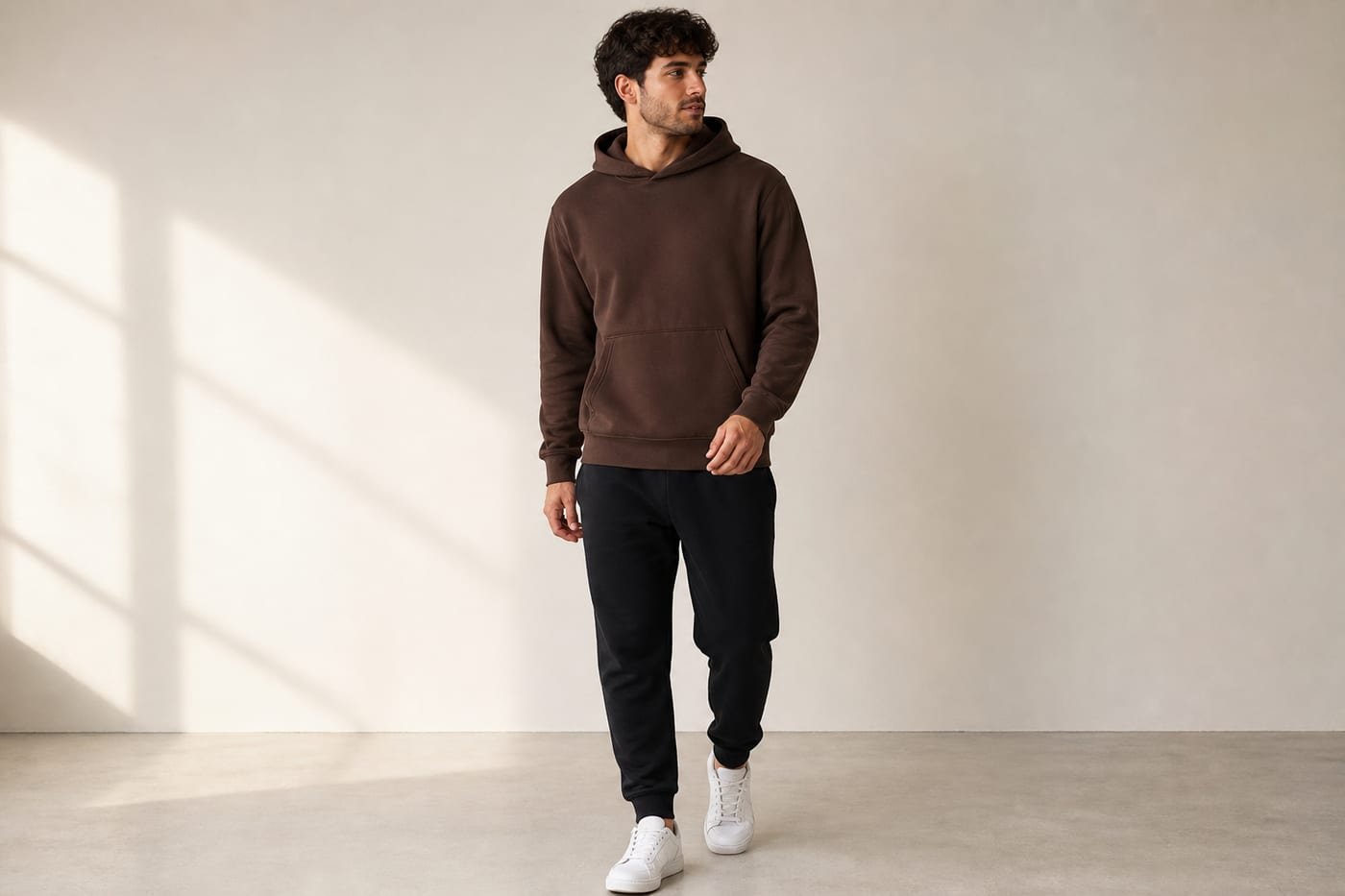 Heavyweight cotton hoodie 530gsm in Coffee — front view
